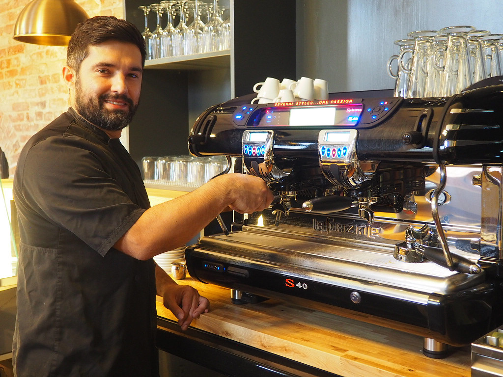 Un caffè italiano aprirà il secondo posto